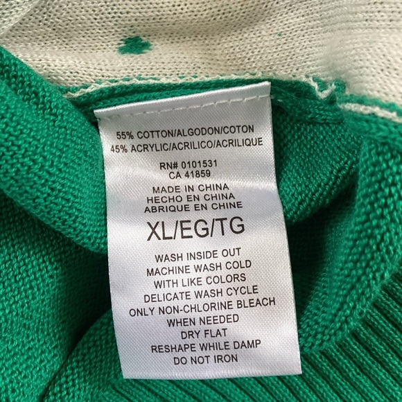 Disney 100 Star Wars Christmas
Sweater Grogu Baby Yoda Mandalorian
Winter Kids - Picture 8 of 8